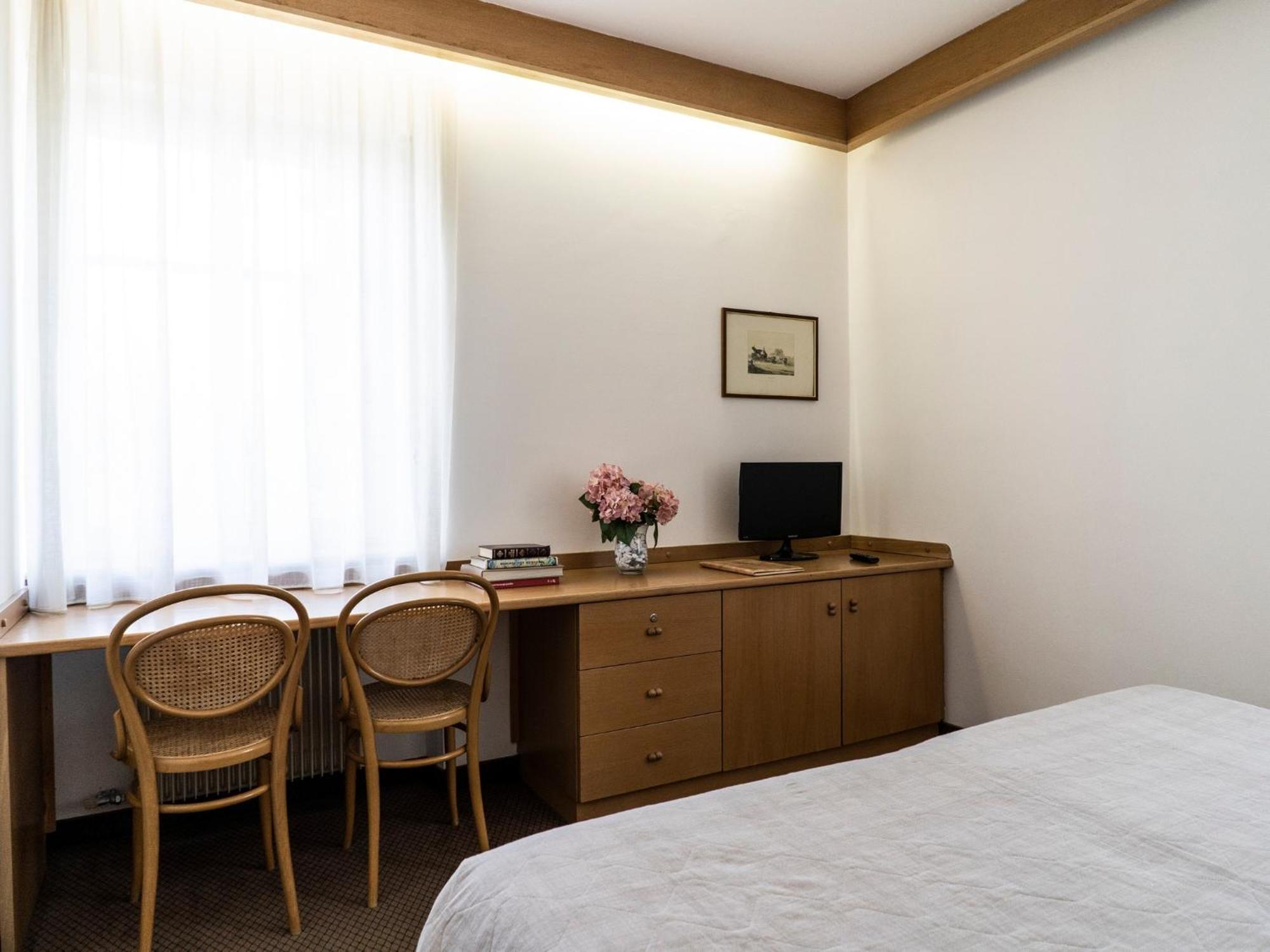 Hotel Villa Regina Levico Terme Eksteriør billede